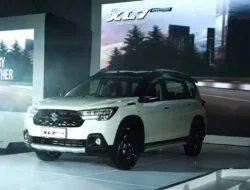 Suzuki XL7 Hybrid Alpha Kuro Resmi Meluncur: SUV Keluarga Makin Gagah, Irit, dan Penuh Gaya!