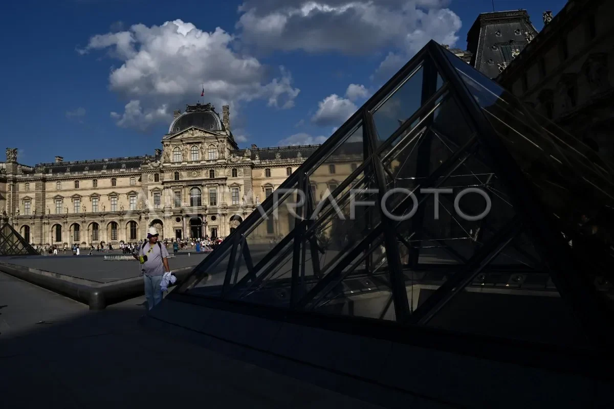 terbongkar aksi perampokan paling berani di louvre permata bersejarah senilai triliunan rupiah hilang dalam hitungan menit portal berita terbaru