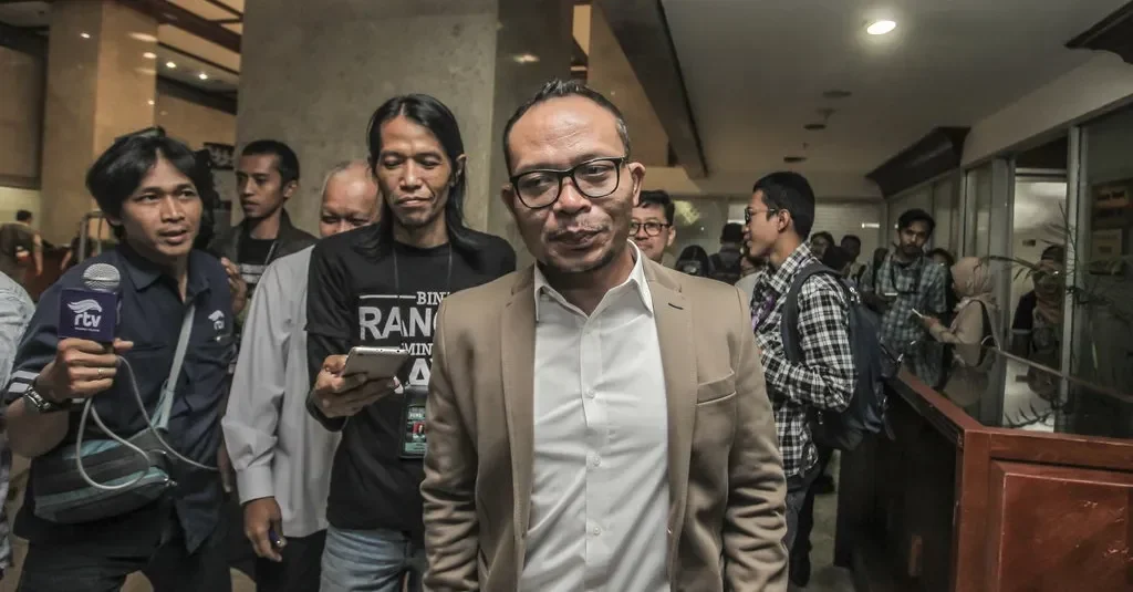 terkuak dana cukai rokok rp200 triliun bakal jadi jaring pengaman buruh kena phk portal berita terbaru