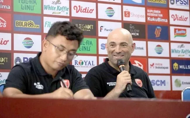 terkuak pelatih baru psm makassar ungkap kisah sulap bintang euro patrik schick portal berita terbaru