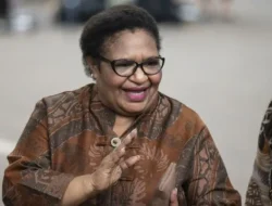 TERKUAK! Prabowo Bentuk Tim Khusus Percepatan Pembangunan Papua, Proyek Etanol E10 Siap Meluncur!