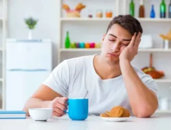 Terungkap! Makanan Favorit Ini Bikin Kamu Ngantuk Berat di Siang Hari, Wajib Tahu!