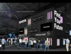 Toyota Bikin Melongo! Corolla dan Land Cruiser Legendaris Disulap Jadi Futuristik di JMS 2025