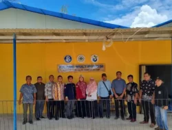 Ubur-ubur Bikin Kaya! UMJ Ungkap Rahasia Desa Pesisir Sambas di ISEF 2025