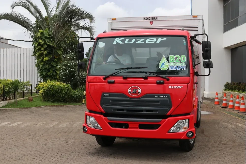 ud trucks punya jagoan baru kuzer ske 150 siap ubah permainan logistik konstruksi apa saja keunggulannya portal berita terbaru