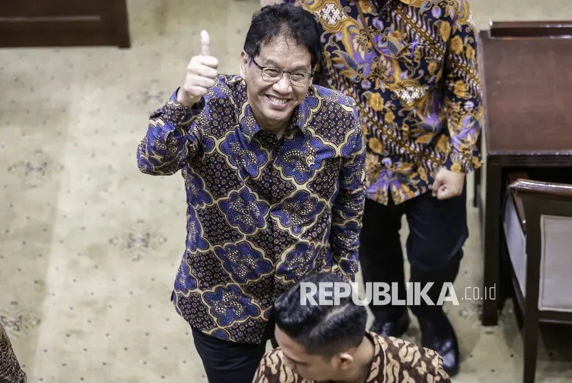 utang whoosh bikin deg degan menkeu acungkan jempol danantara terbang ke china bawa misi penting portal berita terbaru