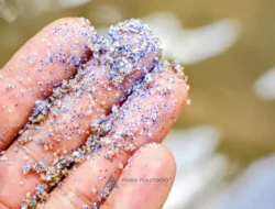 Waspada! Hujan Jakarta Bawa Mikroplastik, Bikin Kulit Rusak dan Gampang Jerawatan? Ini Kata Dokter!