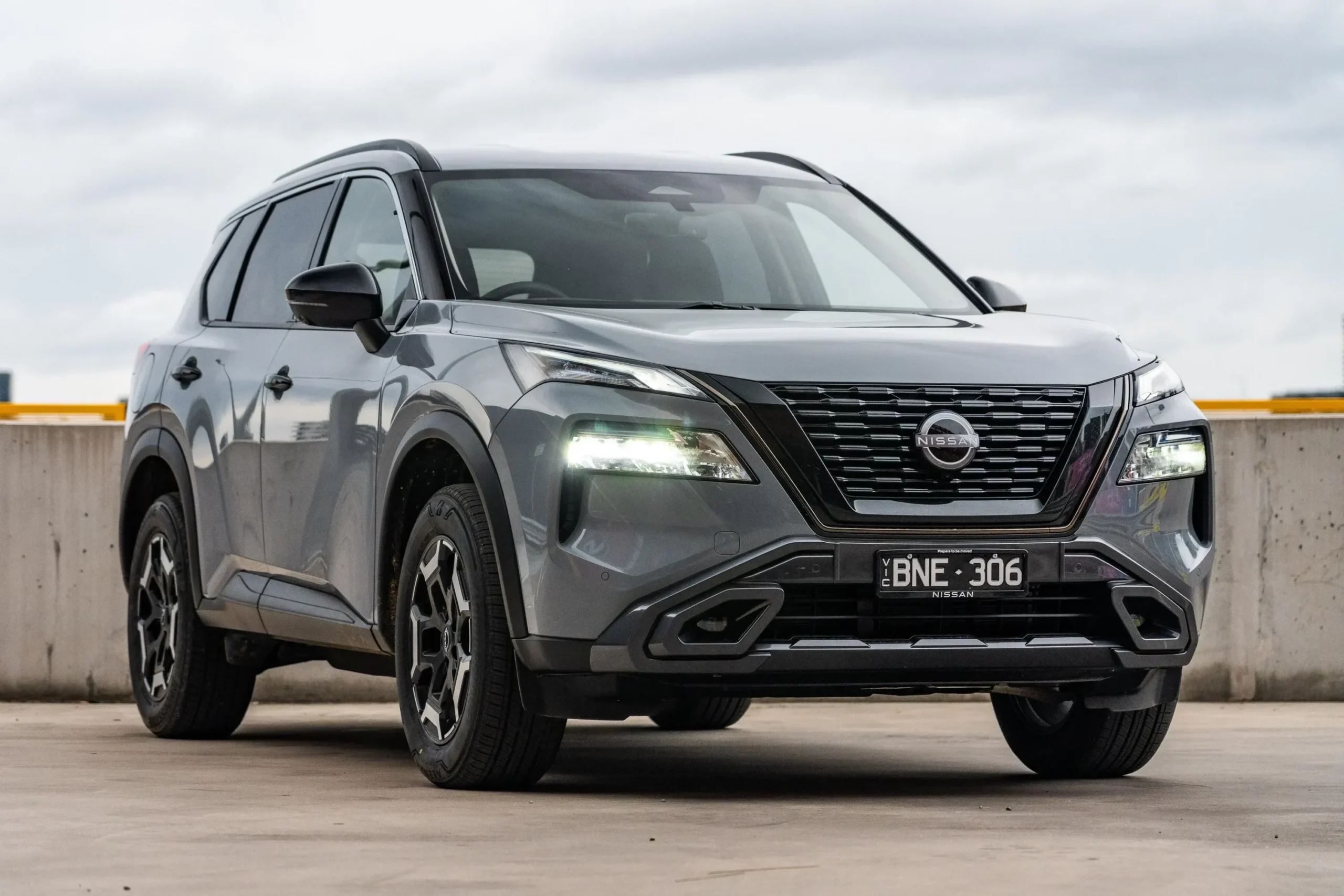 25 tahun nissan x trail menguak rahasia transformasi suv legendaris dari boros jadi idola scaled portal berita terbaru