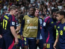 Alexander Isak Belum ‘Panas’, Arne Slot Ungkap Dilema Besar Liverpool: Nasib Rekor Transfer Rp2,5 Triliun di Ujung Tanduk?