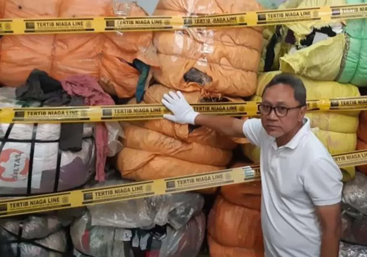 baju bekas impor bikin ri rugi triliunan pemerintah siap tumpas habis thrifting ilegal portal berita terbaru
