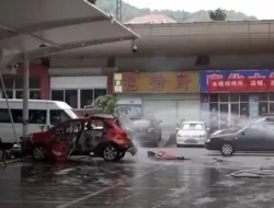 Benteng Merah Geger! Mobil Meledak di Jantung Sejarah India