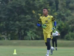 Blunder Memilukan Kontra Persib, Kiper Selangor Sikh Izhan ‘Menghilang’ dari Instagram: Tekanan Mental atau Ada Apa?