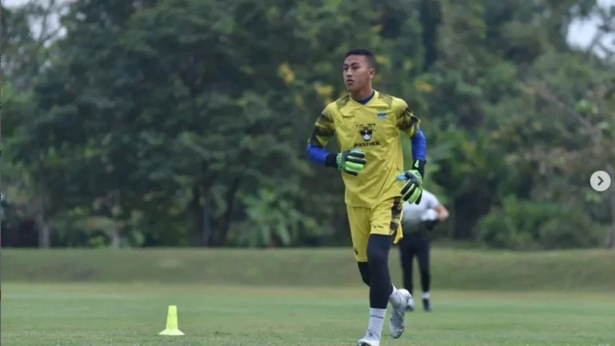 blunder memilukan kontra persib kiper selangor sikh izhan menghilang dari instagram tekanan mental atau ada apa portal berita terbaru
