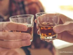 Bukan Cuma Haus, Kulitmu Juga ‘Teriak’ Minta Air! Ini 5 Tanda Dehidrasi yang Sering Kamu Abaikan