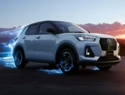 Bukan Cuma Impor! Ini 7 Perbedaan Daihatsu Rocky Hybrid Indonesia vs Jepang, Ada yang Bikin Kaget!