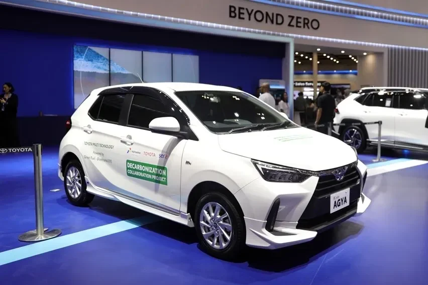 bukan cuma mobil listrik toyota diam diam kembangkan bensin dari sampah di indonesia portal berita terbaru