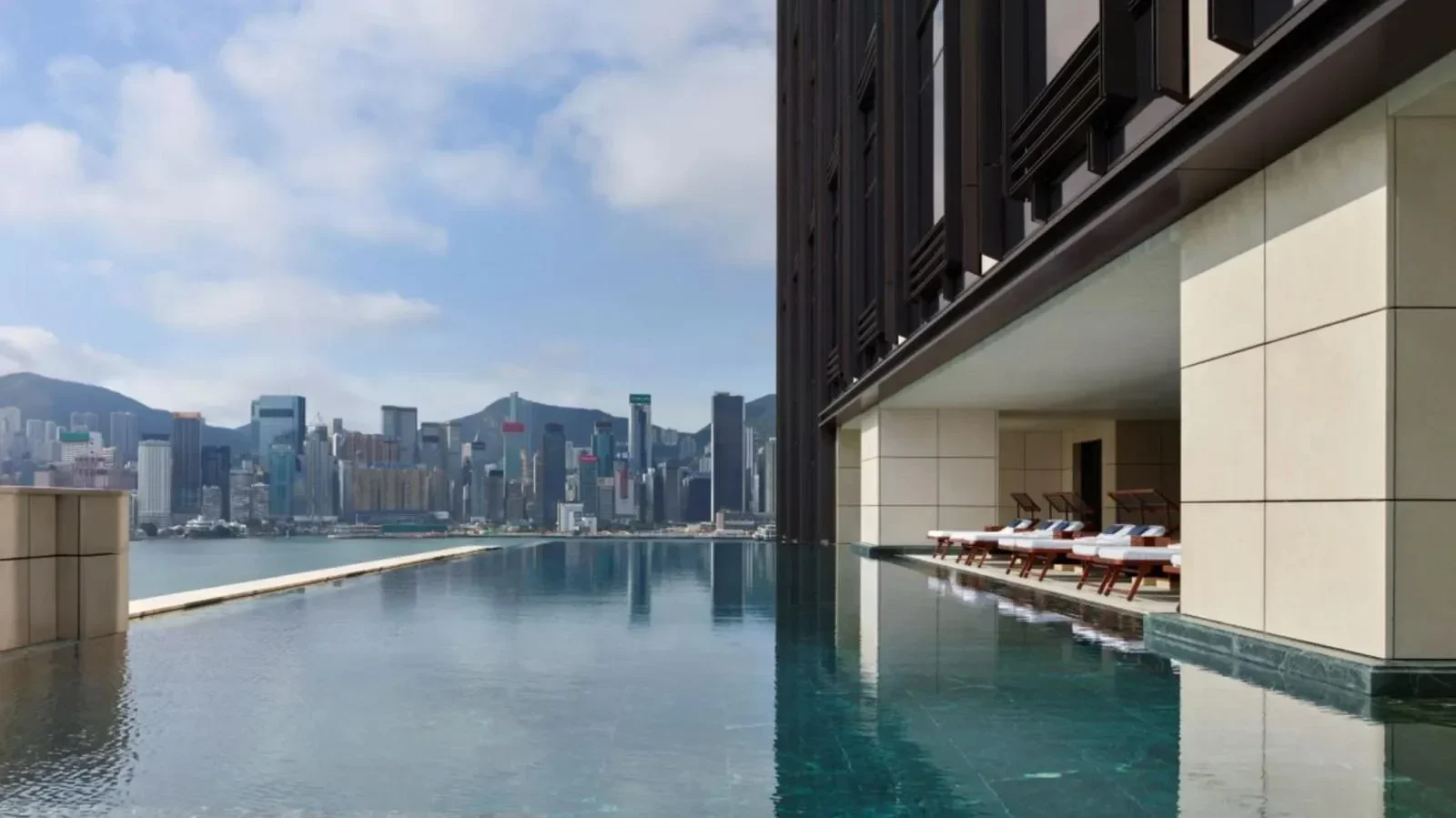 bukan kaleng kaleng rosewood hong kong jadi hotel terbaik dunia ini rahasia kemewahannya yang bikin betah portal berita terbaru