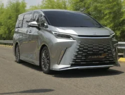 Bukan Sedan Biasa! Lexus Pamer Konsep Mobil 6 Roda Mirip Jet Pribadi di Tokyo