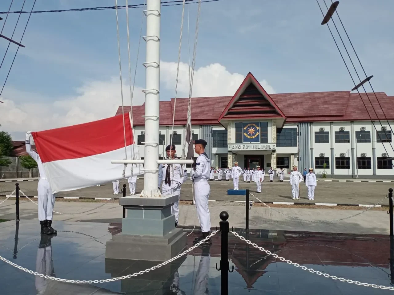 bukan sekadar toga wisuda ut cetak puluhan ribu pahlawan modern untuk indonesia emas 2045 portal berita terbaru