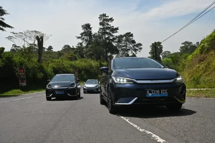 byd bikin geger honda terlempar dari 5 besar mobil terlaris dominasi jepang terancam portal berita terbaru