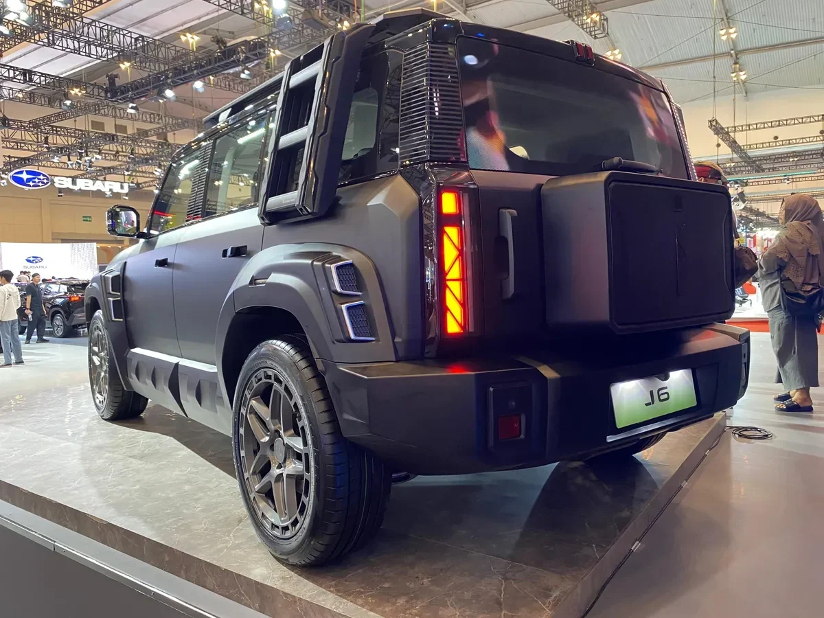 chery bikin geger j6 jadi bintang penjualan tembus 16 ribu unit dalam 10 bulan di indonesia portal berita terbaru