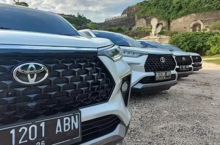 cuma rp299 juta toyota veloz hybrid resmi meluncur mpv paling irit yang bikin geger gjaw 2025 portal berita terbaru