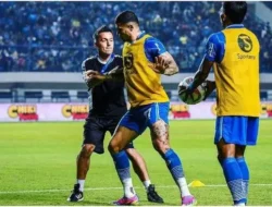 Detik-detik Bojan Hodak ‘Sulap’ Persib: Luciano Guaycochea Ungkap Kunci Comeback Dramatis Lawan Selangor!