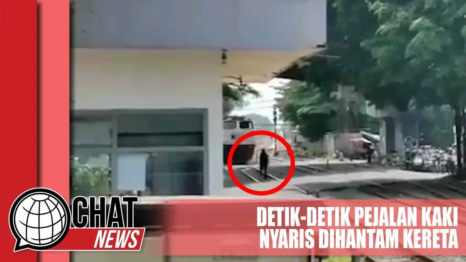 detik detik mencekam dua pejalan kaki dikeroyok brutal di jakut berawal dari nyaris terserempet mobil portal berita terbaru