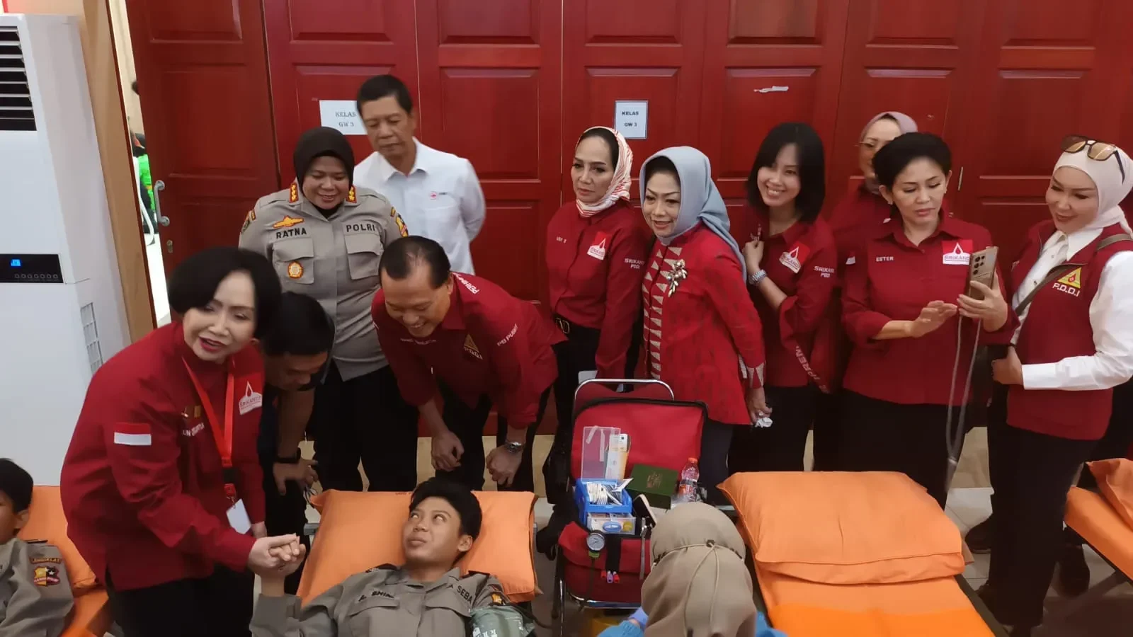 donor darah itu keren mahasiswa jayabaya buktikan bisa jadi pahlawan lewat gaya hidup sehat portal berita terbaru