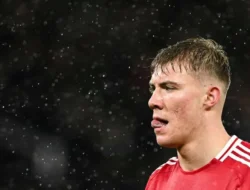 Drama Liga Inggris! Gol Kontroversial MU Bikin Sean Dyche Meledak: ‘Kami Dirugikan, VAR Mana?’