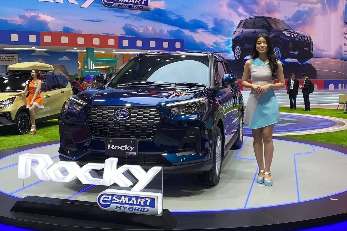 fakta mengejutkan 7 perbedaan daihatsu rocky hybrid indonesia dan jepang yang wajib kamu tahu portal berita terbaru