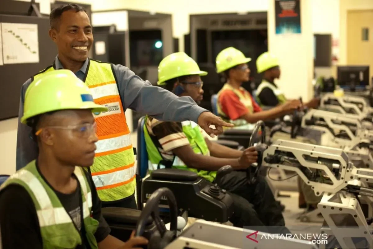 freeport buka gerbang emas ribuan anak muda papua kini jadi profesional tambang berkelas dunia portal berita terbaru