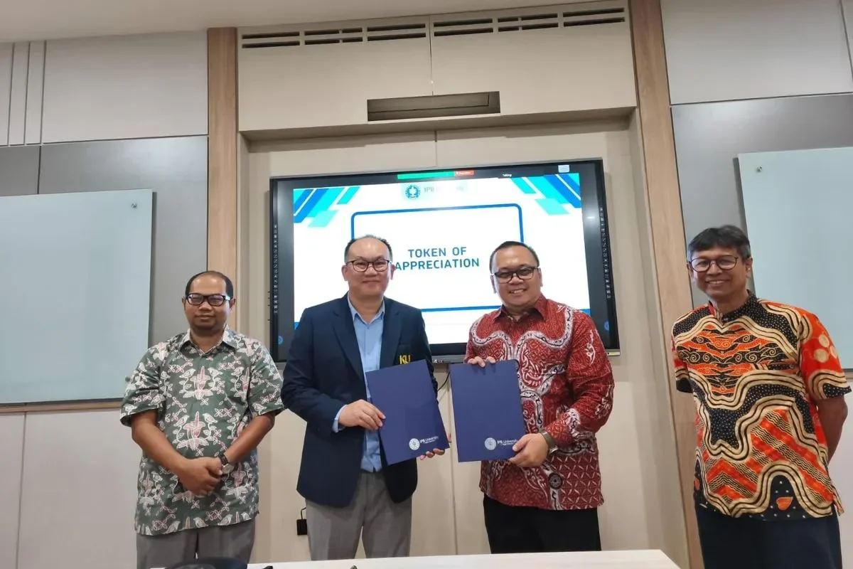 gak kaleng kaleng dekan fem ipb sabet gelar principaldean of the year di kancah global bikin indonesia bangga portal berita terbaru