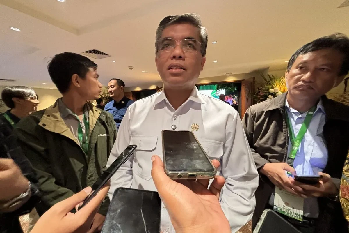 geger buruh tolak mentah rumus kenaikan ump 2026 versi menaker ancaman upah murah di depan mata portal berita terbaru