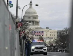 Geger! Donald Trump ‘Tertidur’ di Gedung Putih Saat Bahas Harga Obat, Videonya Viral!