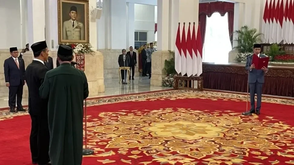 geger mentan amran blak blakan soal mafia pangan konsumen rugi rp10 triliun akibat beras oplosan portal berita terbaru