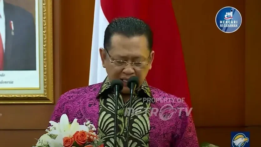 geger soeharto resmi jadi pahlawan nasional media asing bongkar fakta mengejutkan di baliknya portal berita terbaru