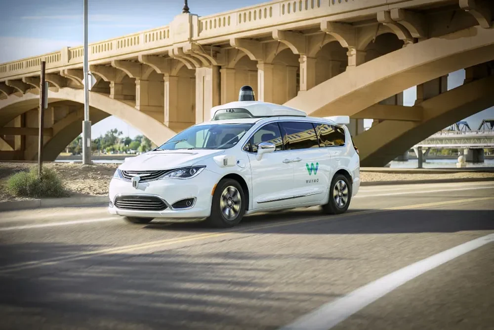 geger waymo luncurkan robotaxi tanpa sopir di jalan tol la sf phoenix masa depan transportasi dimulai portal berita terbaru