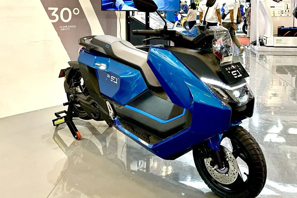 gjaw 2025 geger motor listrik emotor sprinto langsung sabet ratusan spk dalam 5 hari apa rahasianya portal berita terbaru