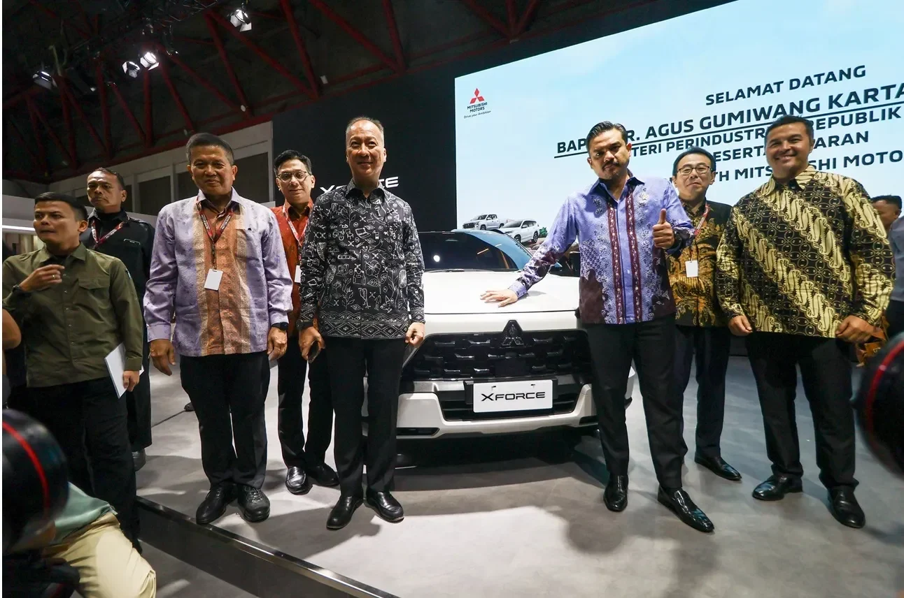 gjaw 2025 mitsubishi destinator sabet car of the year banjir promo 55 tahun yang bikin ngiler portal berita terbaru