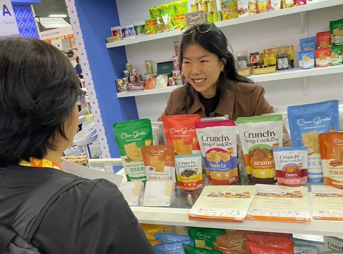 hobi ngemil berbuah jutaan rupiah kisah inspiratif erildya cemilan family bersama bri portal berita terbaru