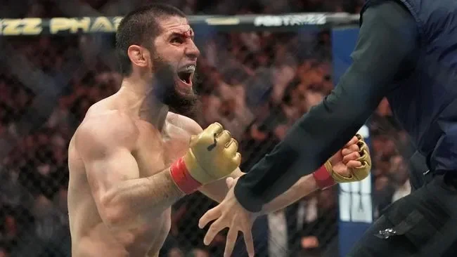 islam makhachev bikin sejarah di ufc 322 kini resmi jadi raja dua kelas klub elite makin ramai portal berita terbaru