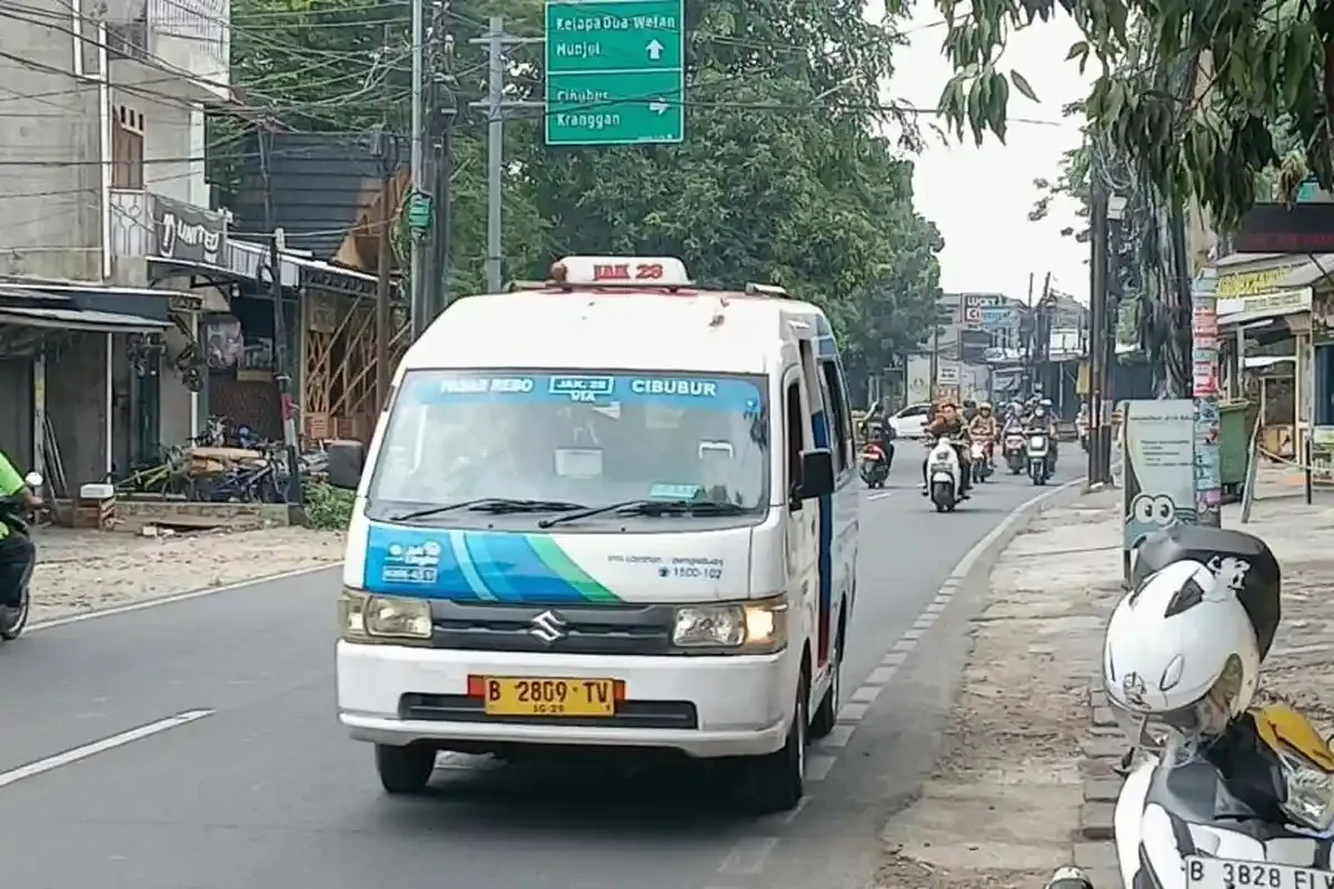 jakarta siap siap 100 angkot tua disulap jadi mikrotrans listrik super canggih ini bocoran fitur dan nasib sopir lama portal berita terbaru