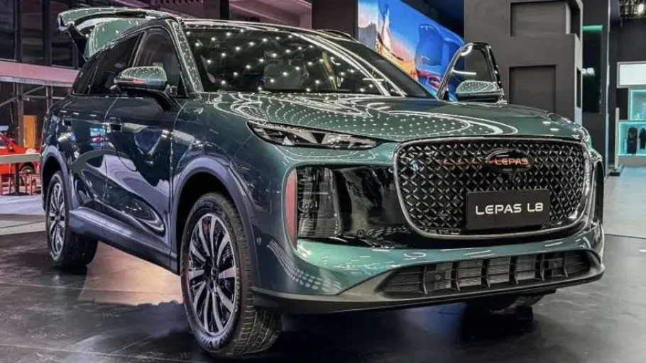 lepas l8 resmi meluncur di indonesia suv hybrid chery yang bikin gaya hidupmu naik level fiturnya bikin melongo portal berita terbaru
