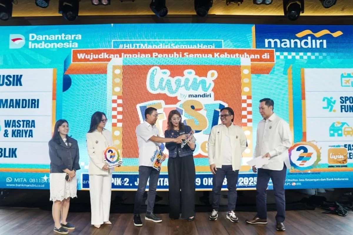 mandiri guncang jayapura livin fest 2025 buka peluang emas ada konser hingga hadiah ke jepang portal berita terbaru