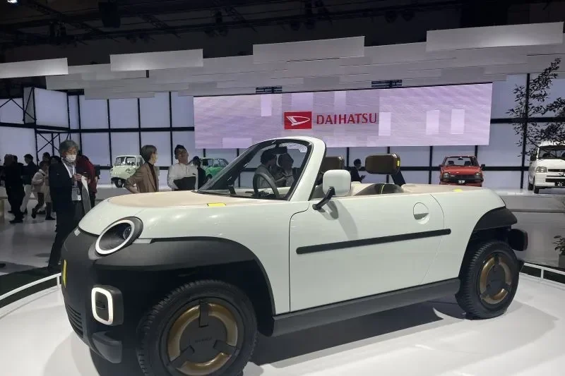 masa depan otomotif terungkap daihatsu pamer 4 mobil konsep revolusioner di japan motor show 2025 portal berita terbaru