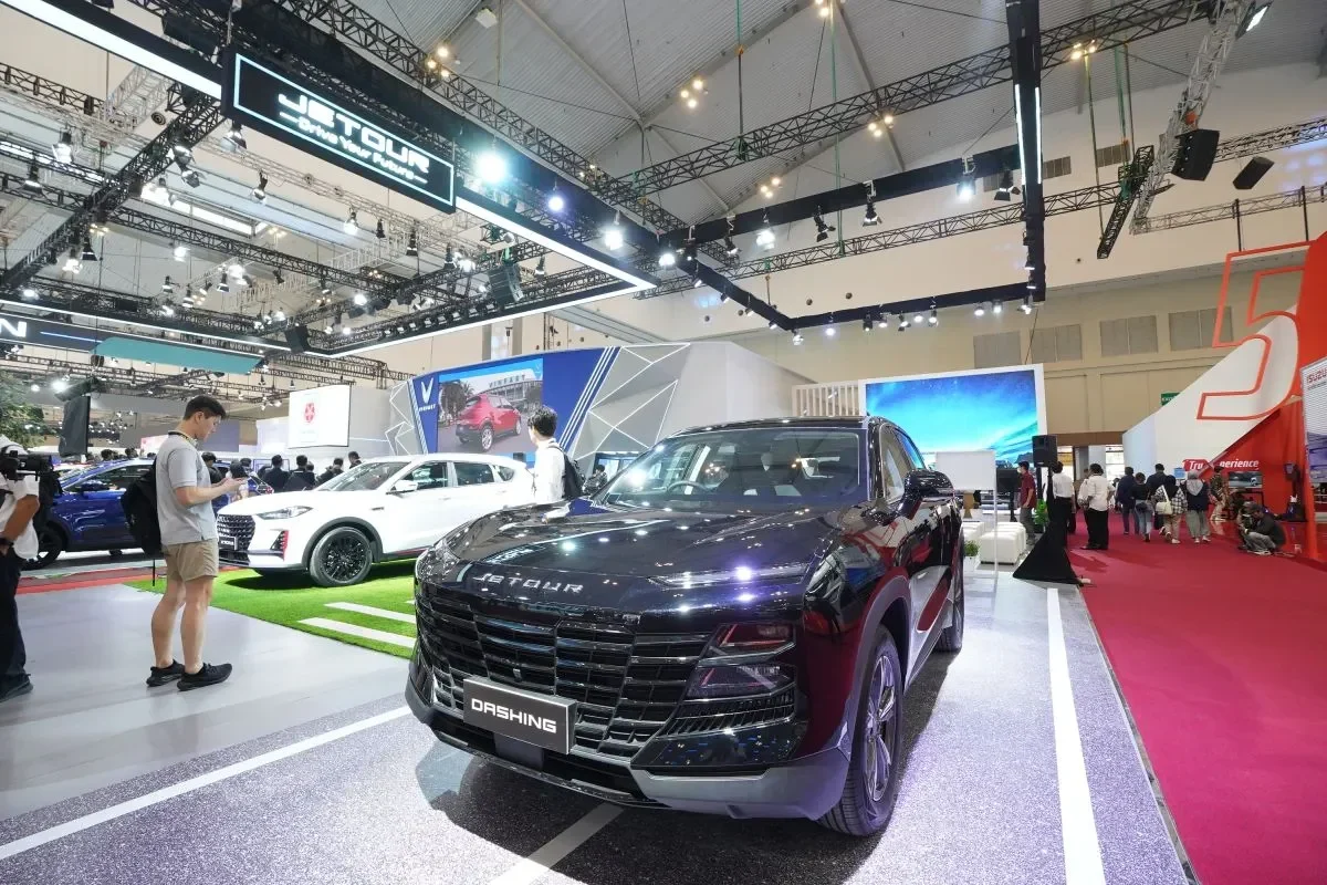 merek mobil china ini bikin geger changan resmi masuk indonesia siap banjiri ri dengan 7 model canggih termasuk ev jarak jauh portal berita terbaru