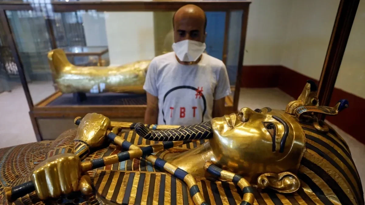 misteri terpecahkan harta karun firaun tutankhamun akhirnya tampil lengkap di grand egyptian museum ada apa saja portal berita terbaru
