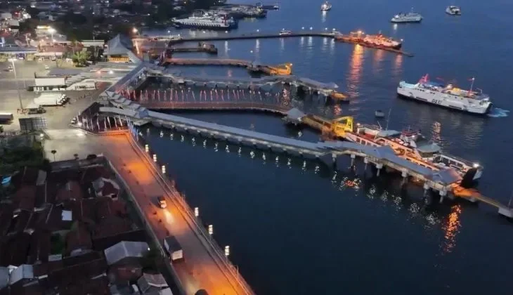 nataru 2025 makin dekat asdp bongkar strategi jitu anti macet di penyeberangan jawa sumatera bali portal berita terbaru