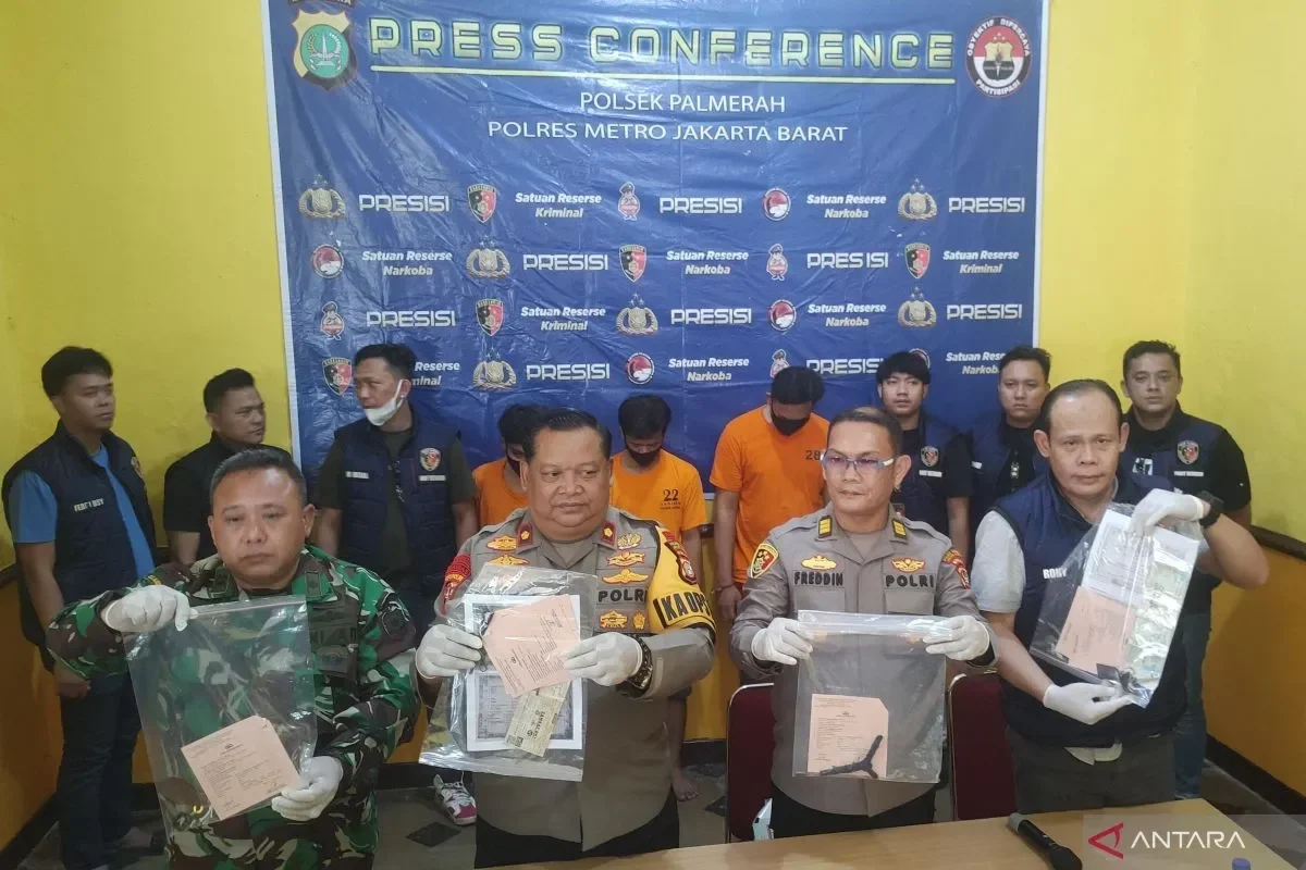 nekat curi motor di tamansari pria ini babak belur dihajar massa hingga kritis terungkap senjata mainan dan status residivis portal berita terbaru